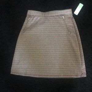 Le Lis- Maura Zip Pocket Detail Skirt